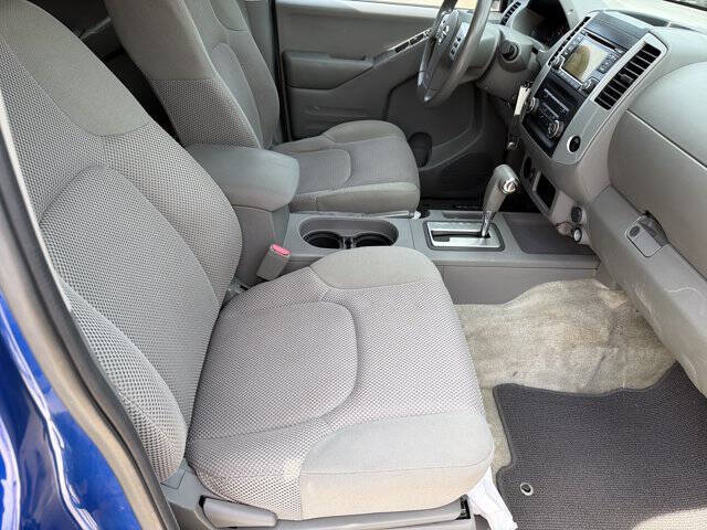 2015 Nissan Frontier SV