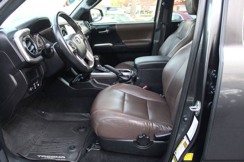 2017 Toyota Tacoma Limited