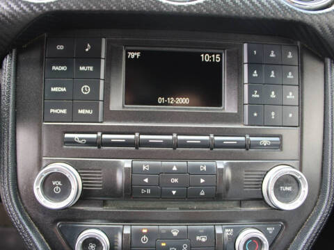 2017 Ford Mustang V6