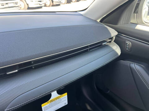 2025 Ford Mustang Mach-E Select