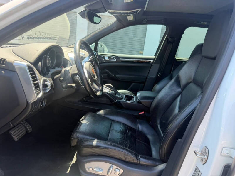 2017 Porsche Cayenne S