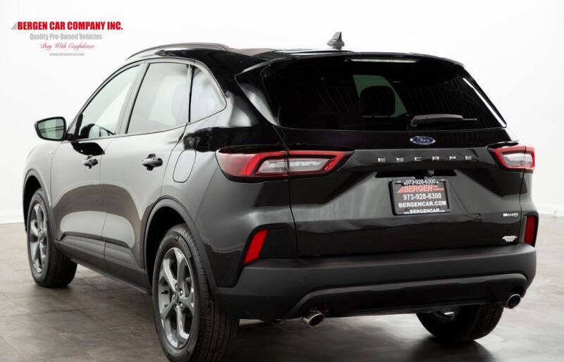 2025 Ford Escape ST-Line Select