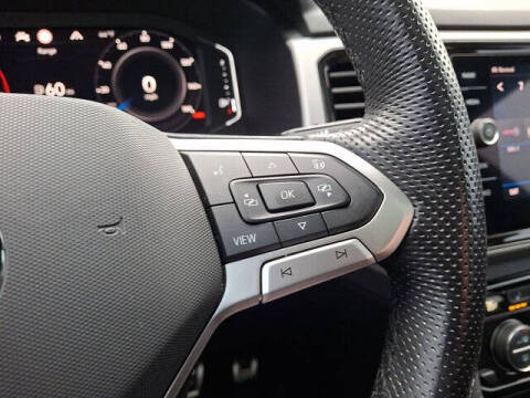 2020 Volkswagen Atlas Cross Sport V6 SEL R-Line 4Motion