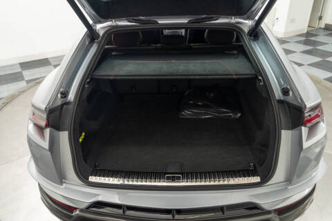 2024 Lamborghini Urus Performante