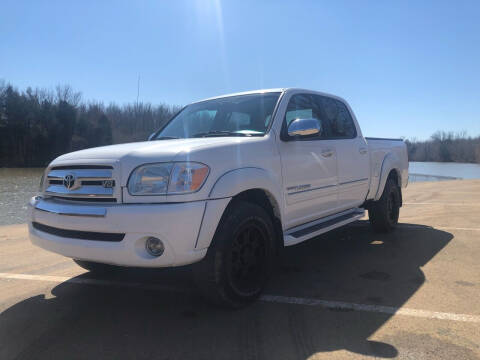 2006 Toyota Tundra for sale at Monroe Auto's, LLC in Parsons TN