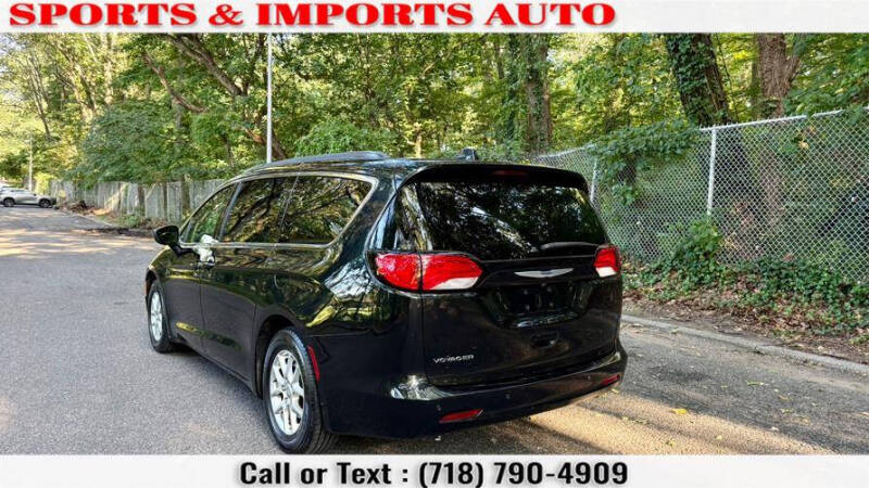 2020 Chrysler Voyager LXi