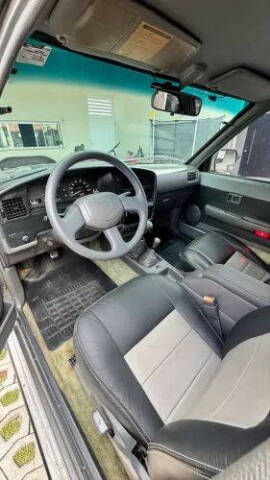 1999 Toyota Hilux