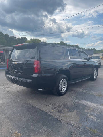 2018 Chevrolet Suburban LT