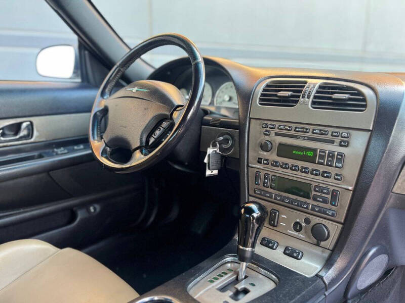 2004 Ford Thunderbird Deluxe