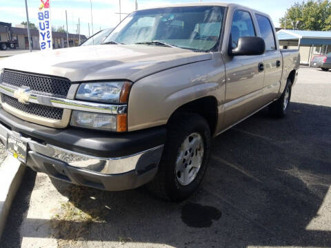2004 Chevrolet Silverado 1500 for sale at Golden Crown Auto Sales in Kennewick WA