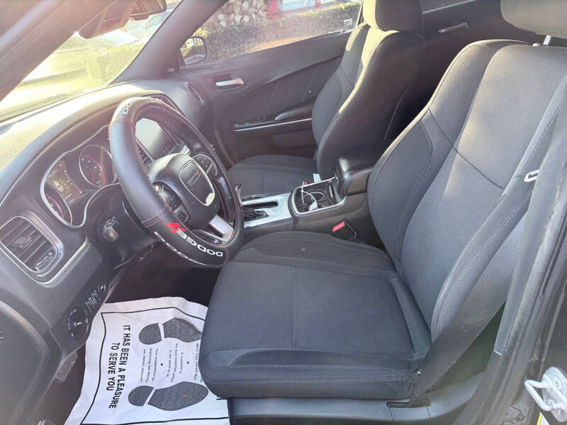 2016 Dodge Charger SXT