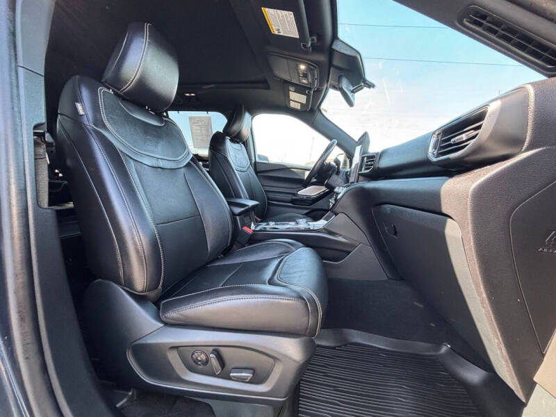 2022 Ford Explorer ST