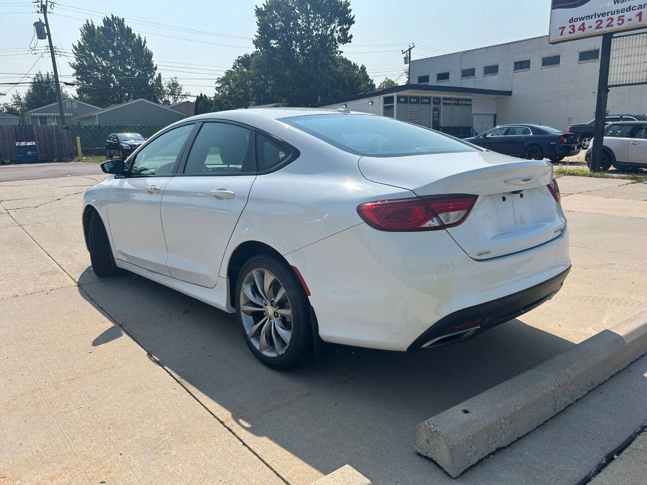 2016 Chrysler 200 for sale at River Rides Auto Sale in Riverview, MI