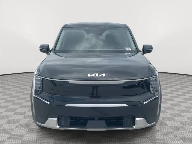 2026 Kia EV9 Light
