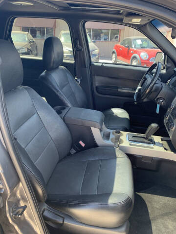 2009 Ford Escape XLT