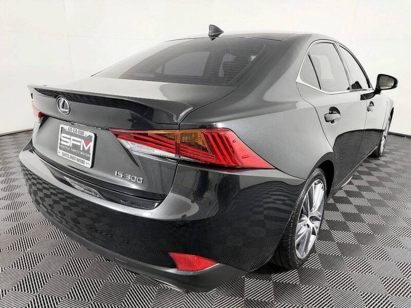 2018 Lexus IS 300