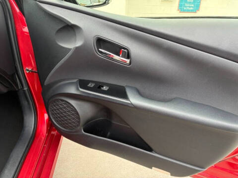 2016 Toyota Prius Three