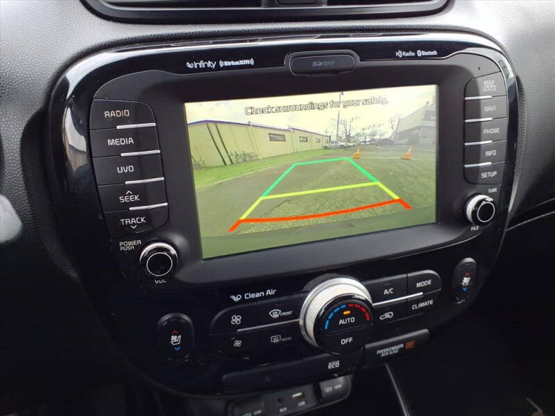 2015 Kia Soul +