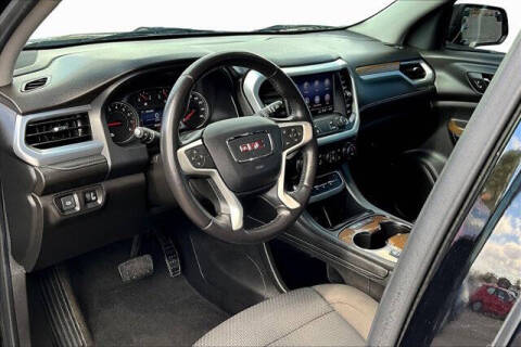 2020 GMC Acadia SLE
