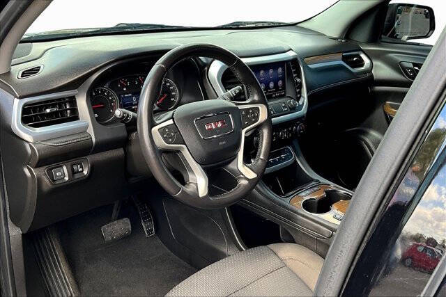 2020 GMC Acadia SLE