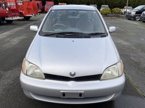 2000 Toyota Platz Echo