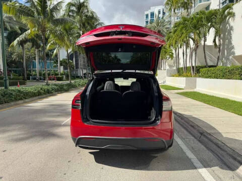 2023 Tesla Model X Plaid