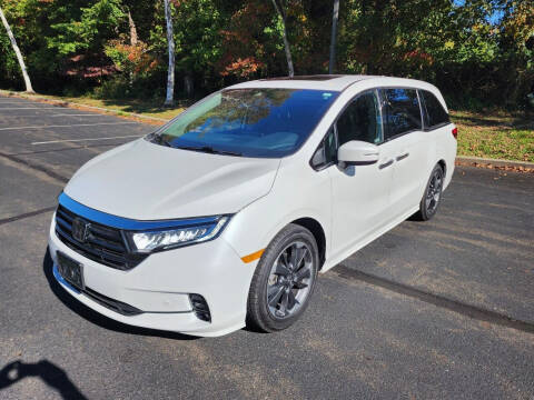 2022 Honda Odyssey for sale at A & T Trucks Inc in Philadelphia PA