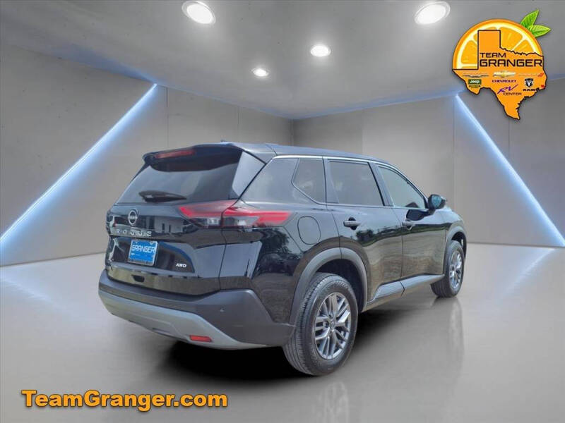 2023 Nissan Rogue S