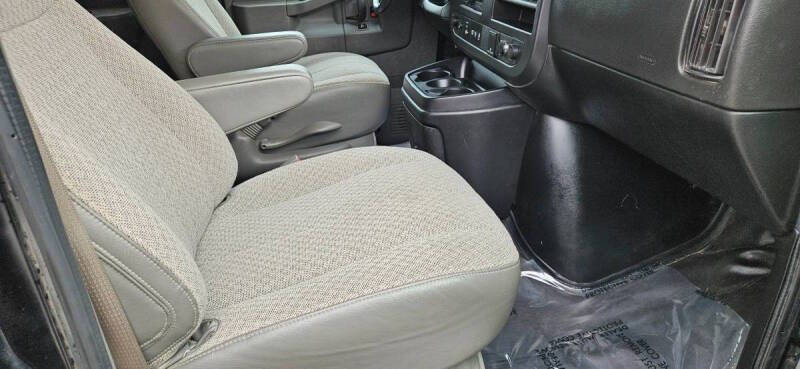 2019 Chevrolet Express LS 3500