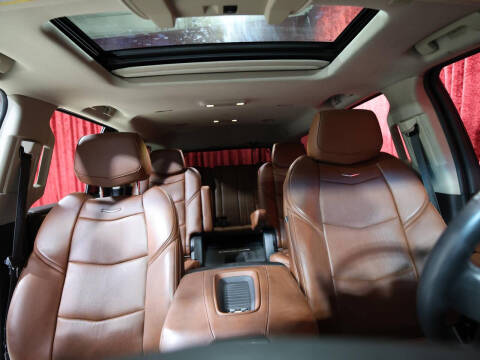 2018 Cadillac Escalade Luxury