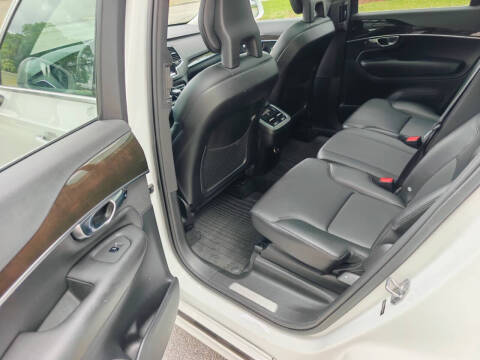 2018 Volvo XC90 T5 Momentum 7-Passenger