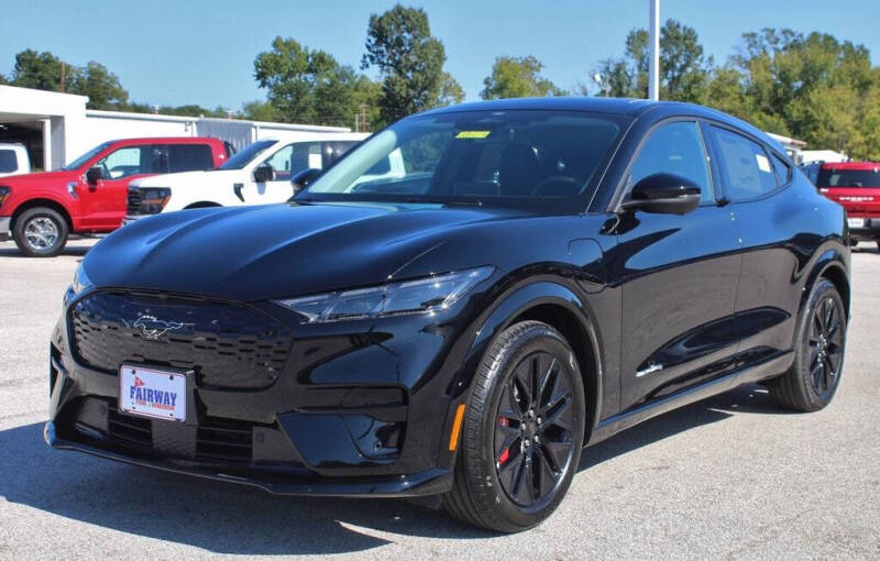 2025 Ford Mustang Mach-E Premium