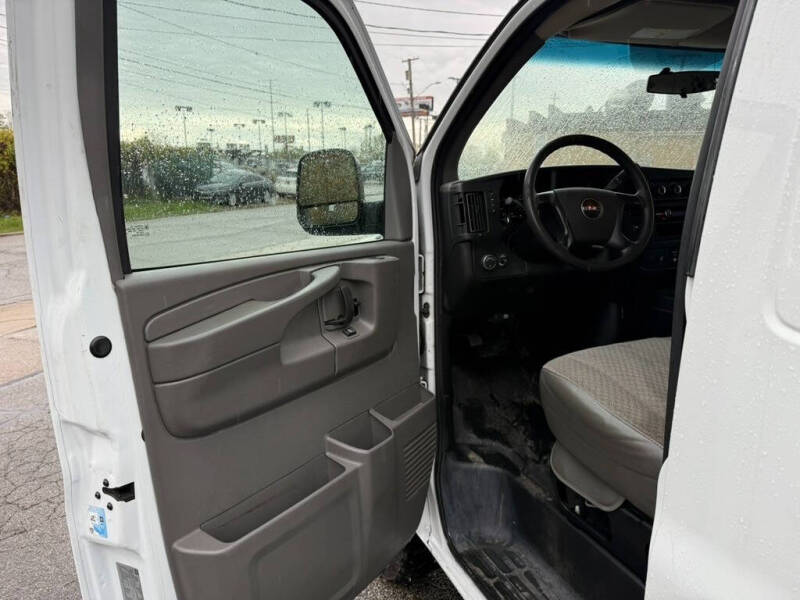 2015 GMC Savana 3500