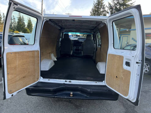 2010 Ford E-Series E-150