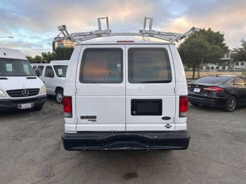 2013 Ford E-Series E-250