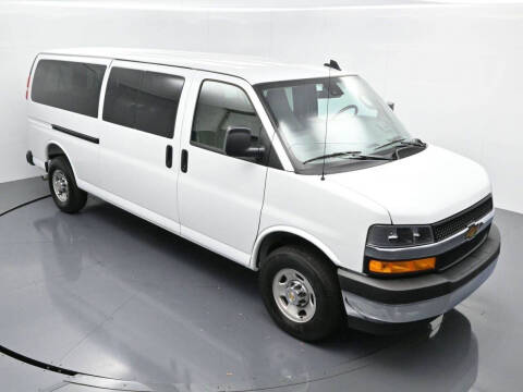 2025 Chevrolet Express LT 3500