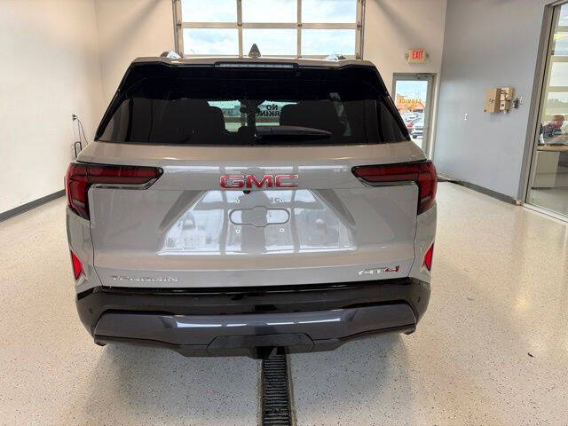 2027 GMC Terrain AT4