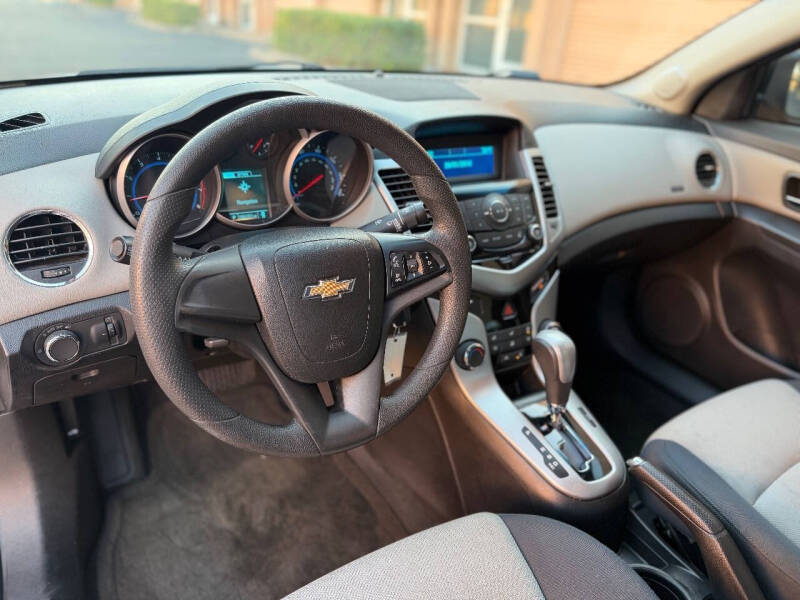 2015 Chevrolet Cruze LS Auto