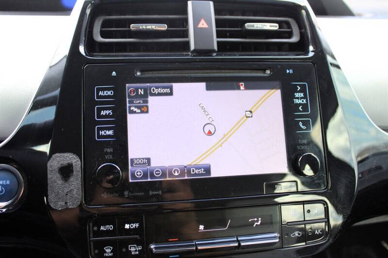 2017 Toyota Prius Three Touring