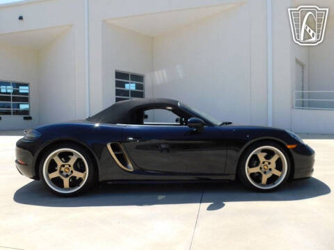 2021 Porsche 718 Boxster