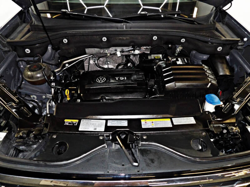 2022 Volkswagen Atlas Cross Sport SE 4Motion