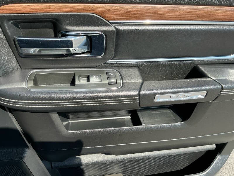 2014 RAM 1500 Laramie