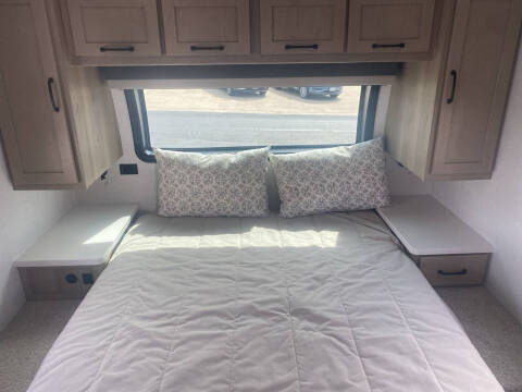 2025 Flagstaff MICROLITE 22FBS