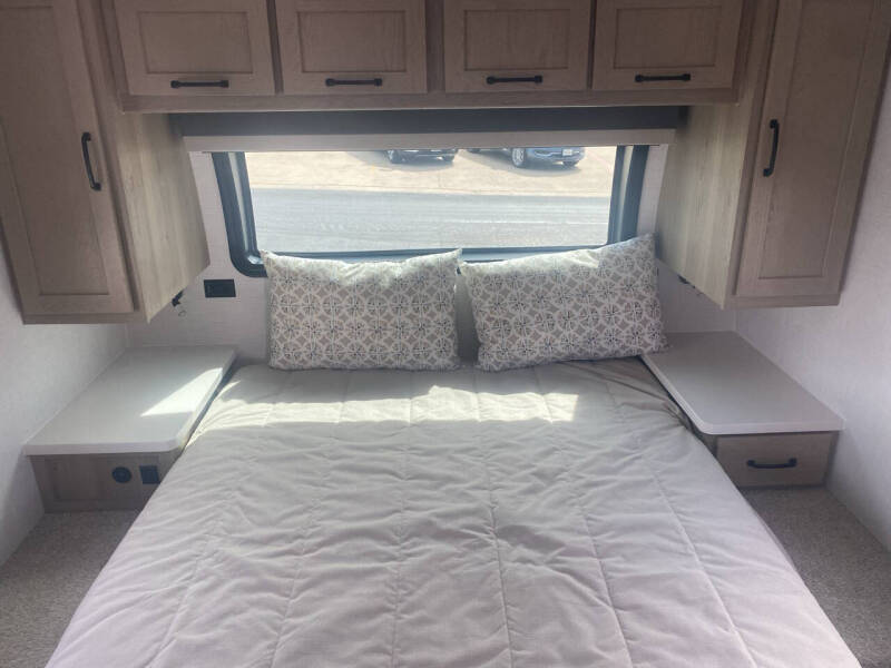 2025 Flagstaff MICROLITE 22FBS