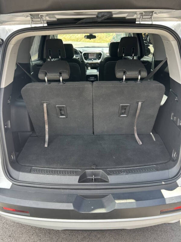 2019 GMC Acadia SLE-2
