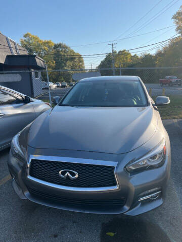 2016 Infiniti Q50 for sale at Midtown Motors in Beach Park IL