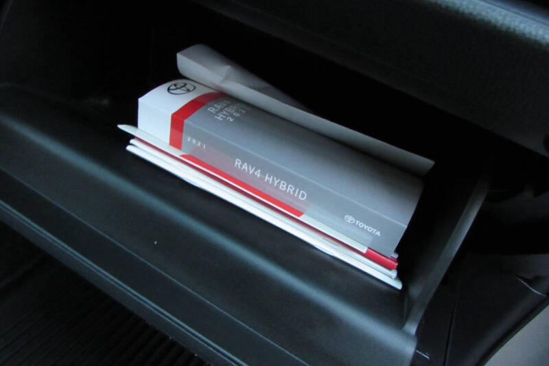 2021 Toyota RAV4 Hybrid LE