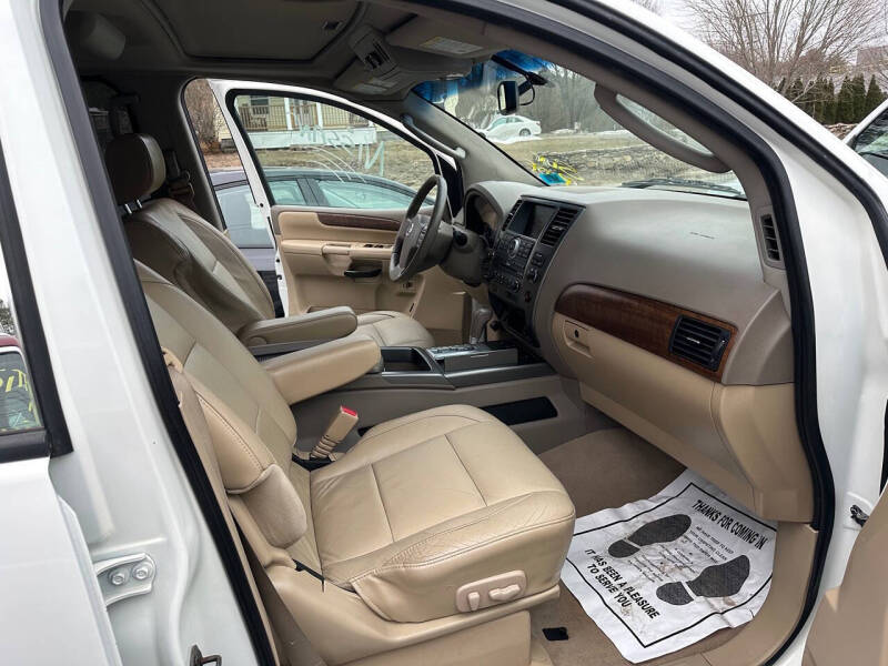 2008 Nissan Armada SE