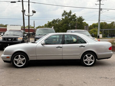 1999 Mercedes-Benz E-Class E 320