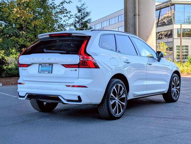 2023 Volvo XC60 B5 Plus Dark Theme